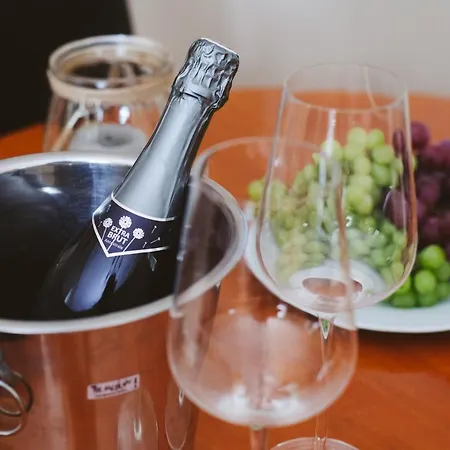 Kamienica Ogrodowa شقة